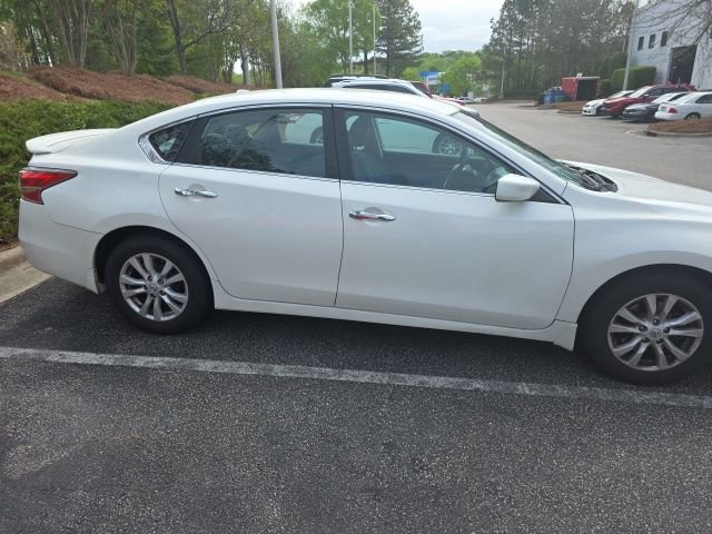 Used 2014 Nissan Altima 2.5 S w/ Sport Value Package image 6