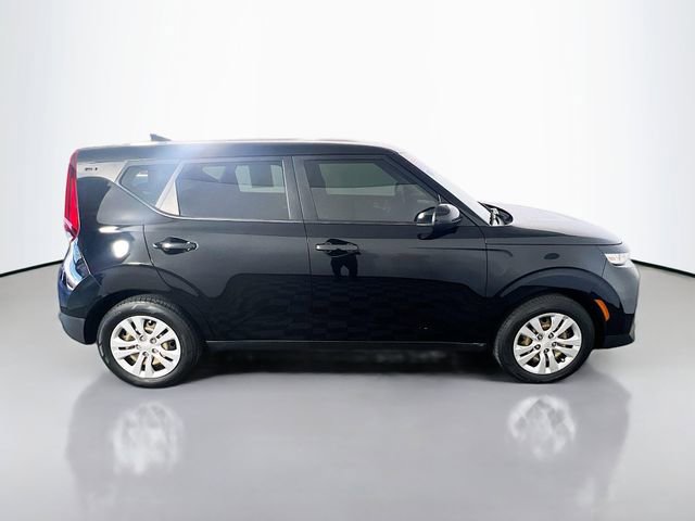 Used 2021 Kia Soul LX FWD image 9