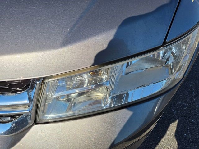 Used 2012 Dodge Journey SXT FWD image 19