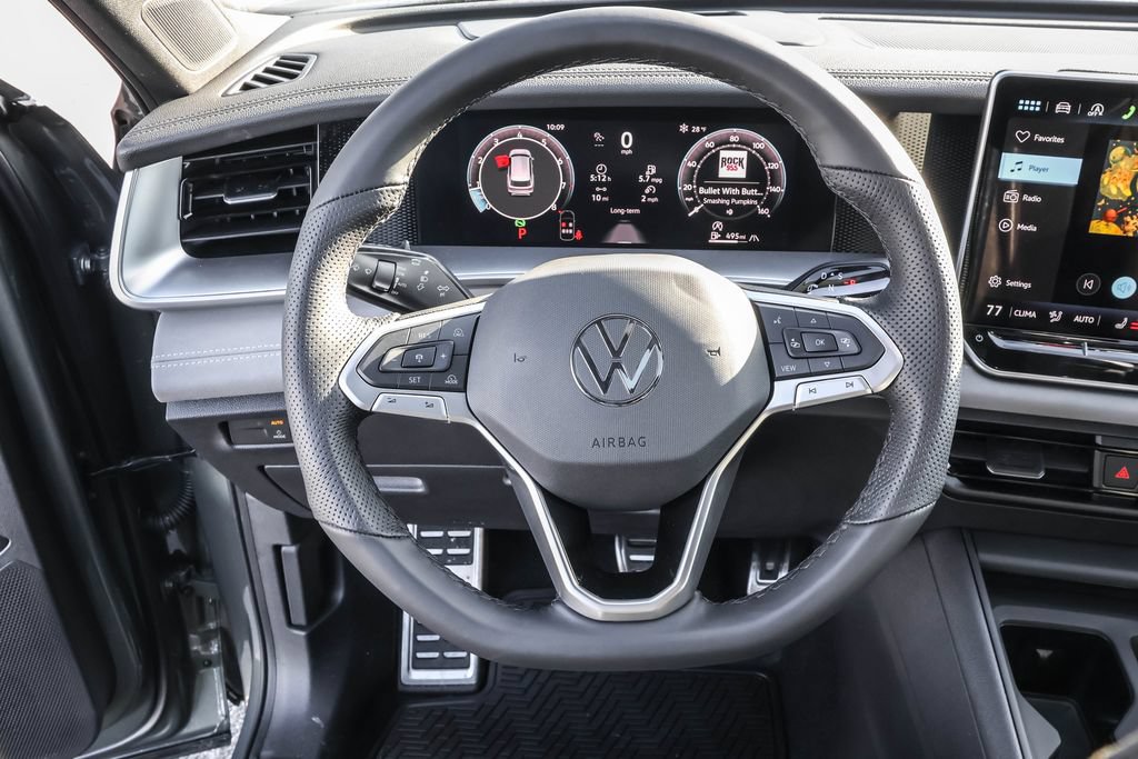 New 2026 Volkswagen Tiguan SE R-Line AWD/4WD image 25