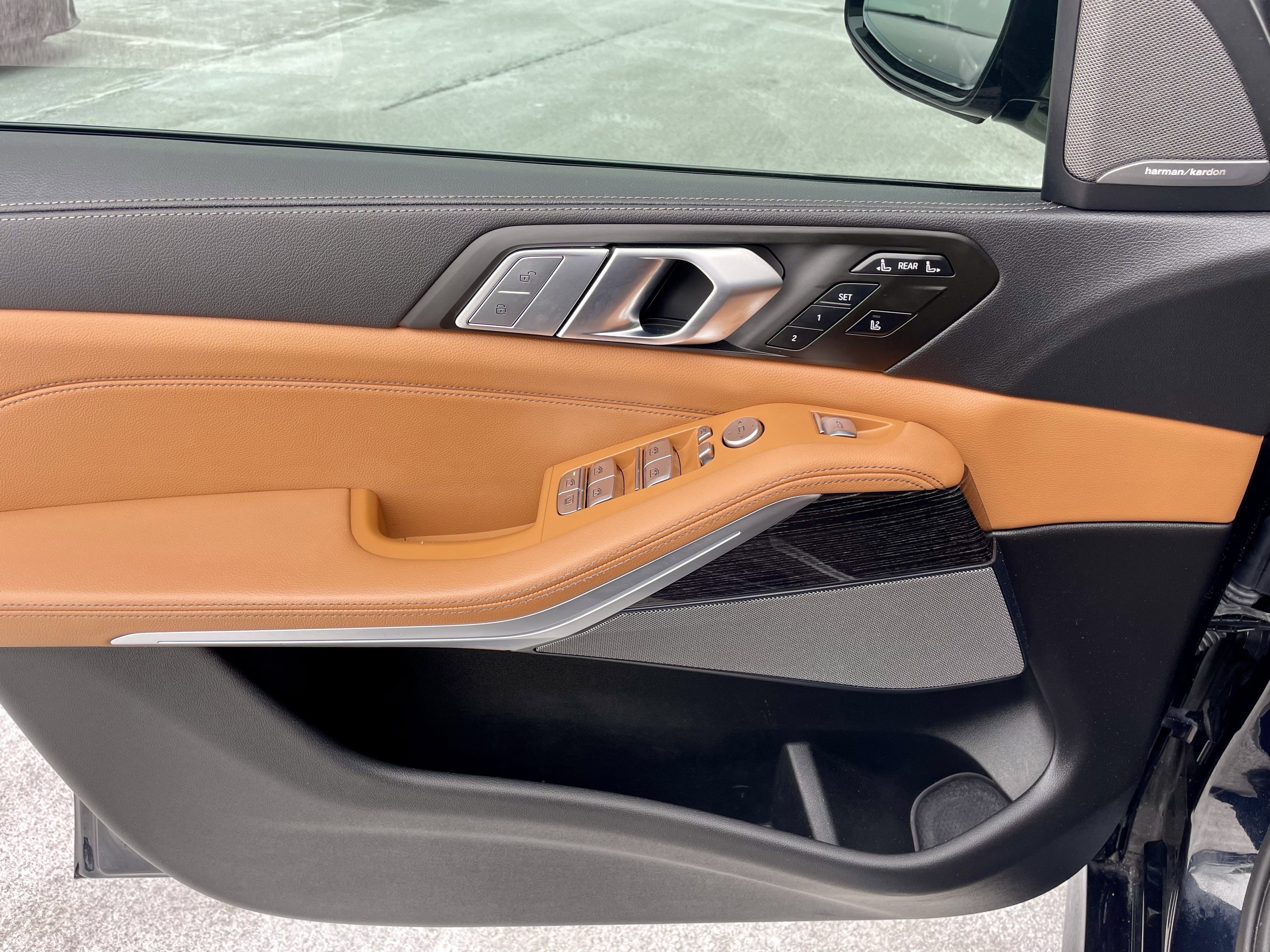 Used 2021 BMW X7 xDrive40i w/ M Sport Package image 12