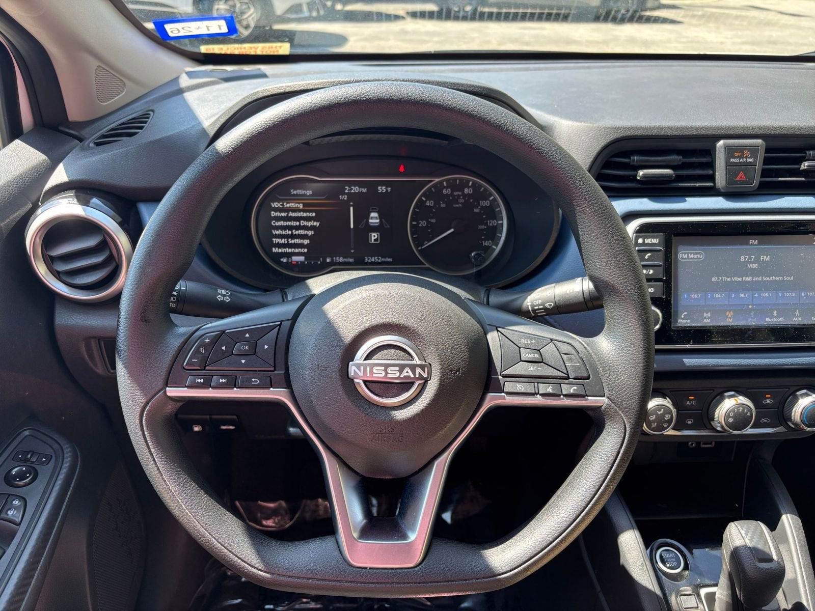 Used 2025 Nissan Versa SV w/ Trunk Package image 34