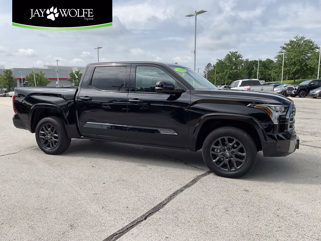Used 2025 Toyota Tundra Platinum AWD/4WD image 1