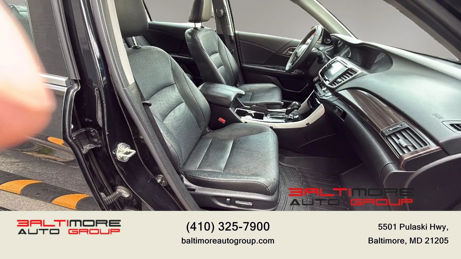 Used 2016 Honda Accord Touring image 17