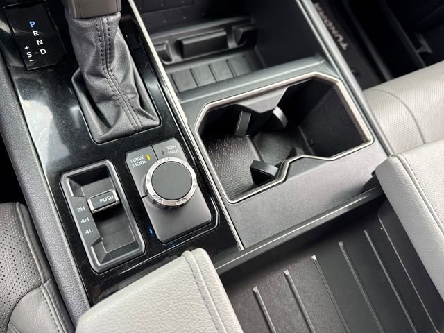 Used 2024 Toyota Tundra Limited image 17