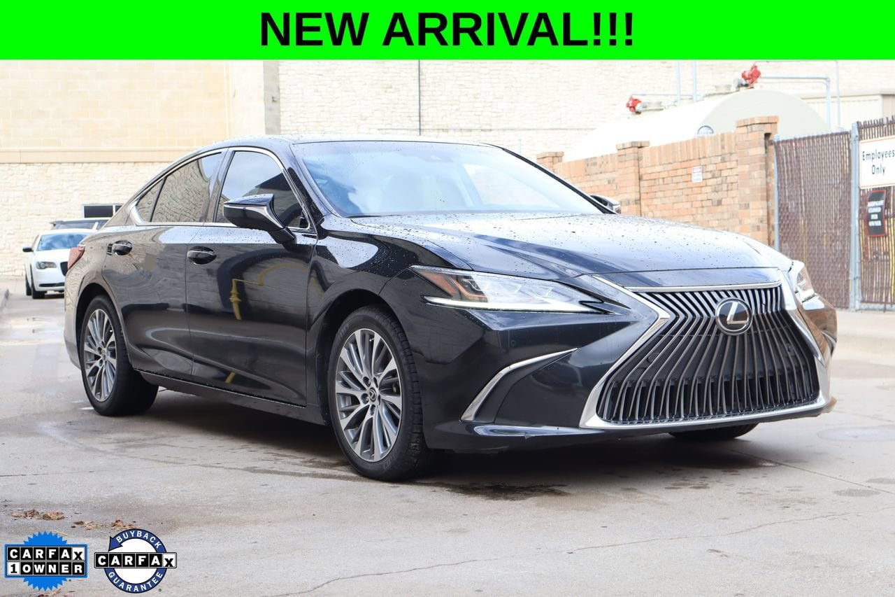 Used 2019 Lexus ES 350 w/ Accessory Package 2
