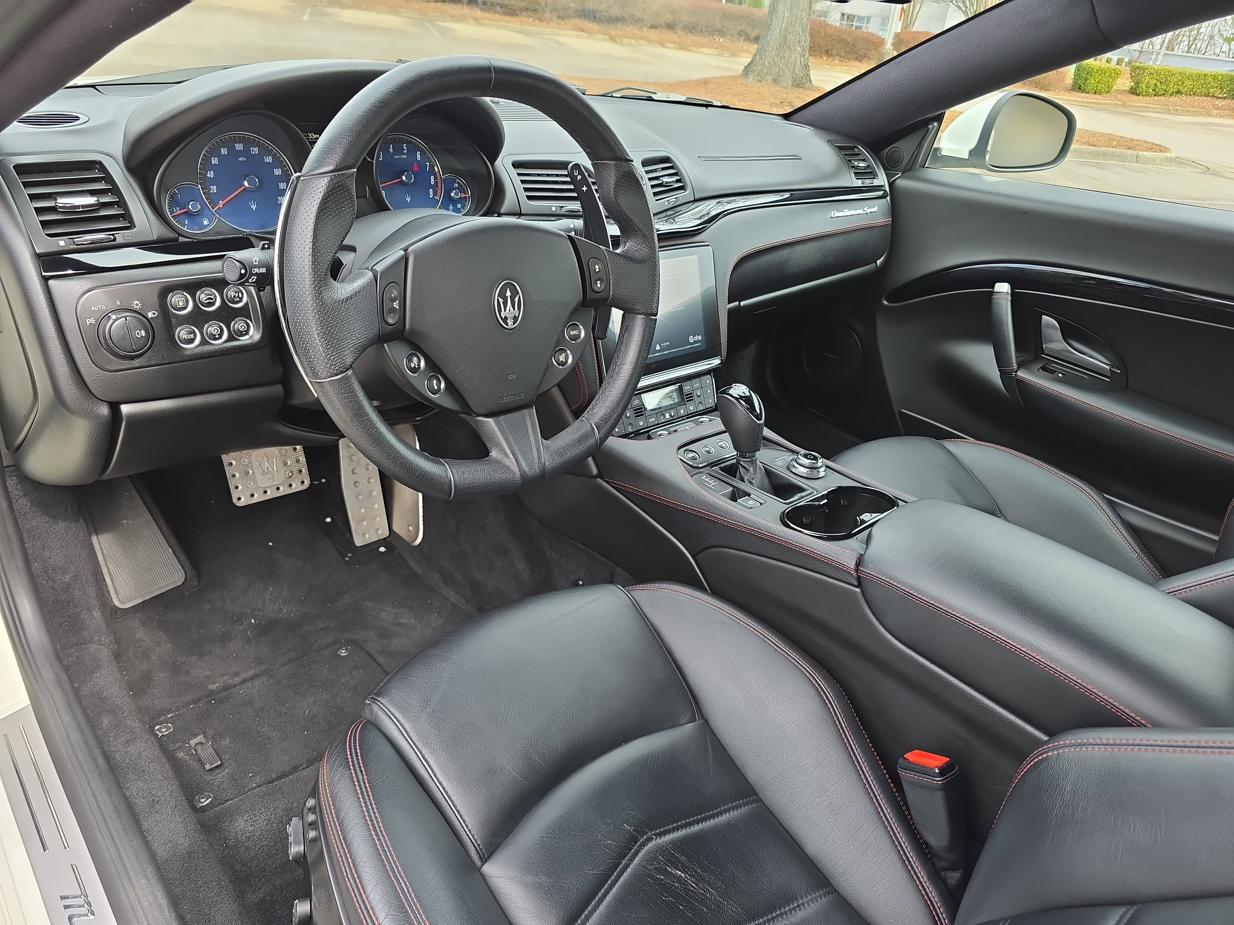 Used 2018 Maserati GranTurismo Sport RWD image 15