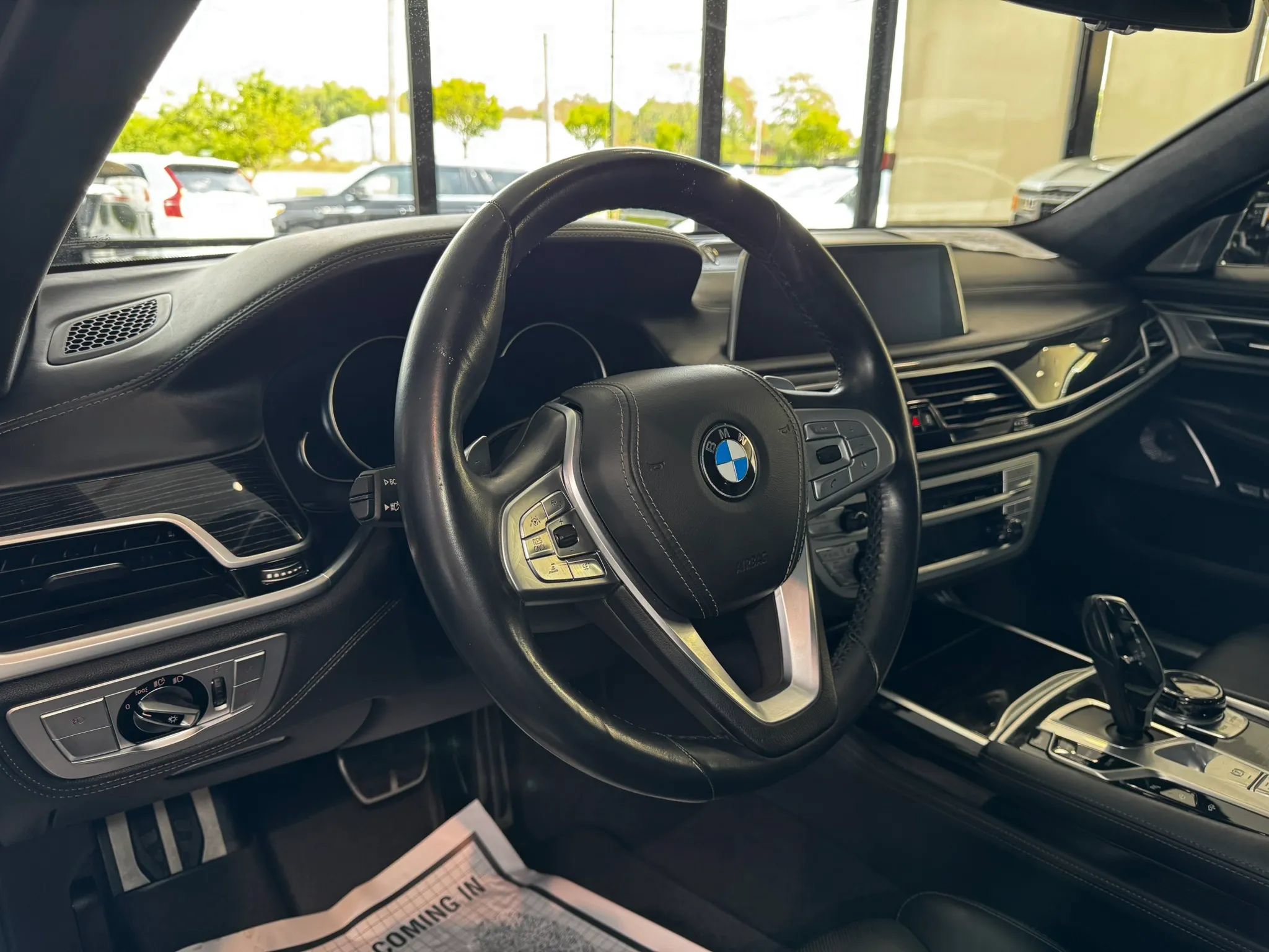 Used 2018 BMW 750i xDrive AWD/4WD image 44