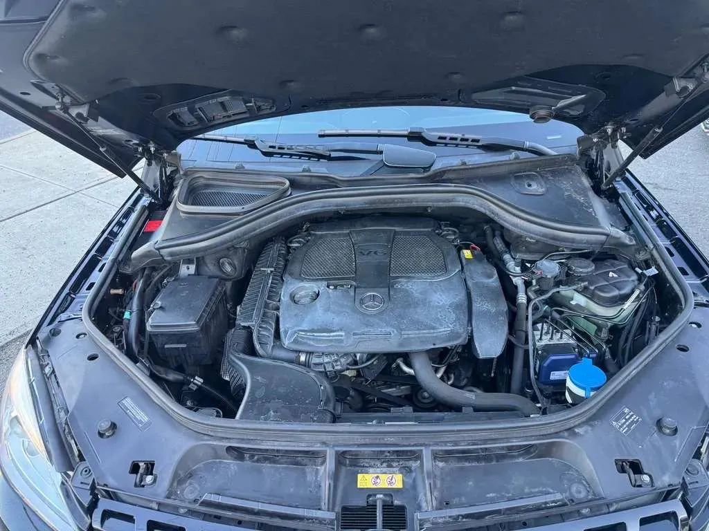 Used 2015 Mercedes-Benz ML 350 4MATIC image 32