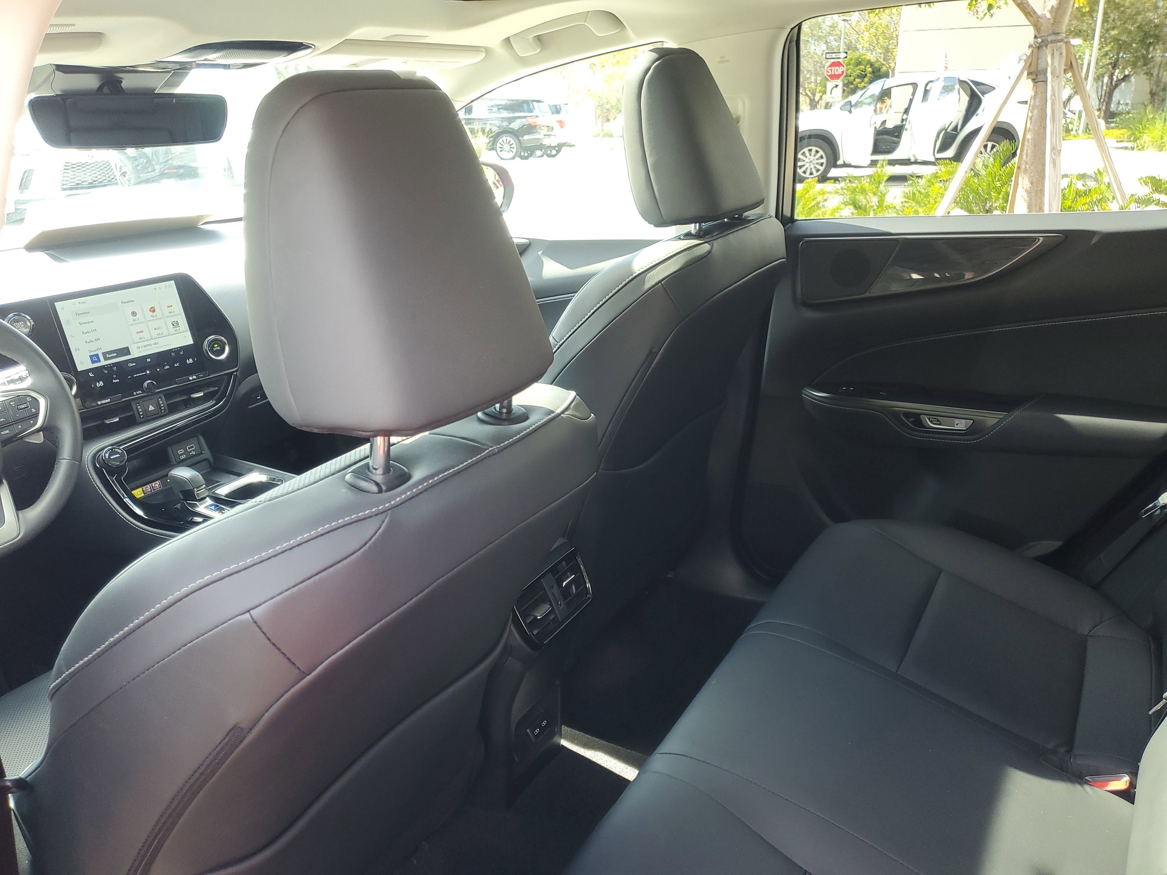 Used 2023 Lexus NX 350 AWD image 12