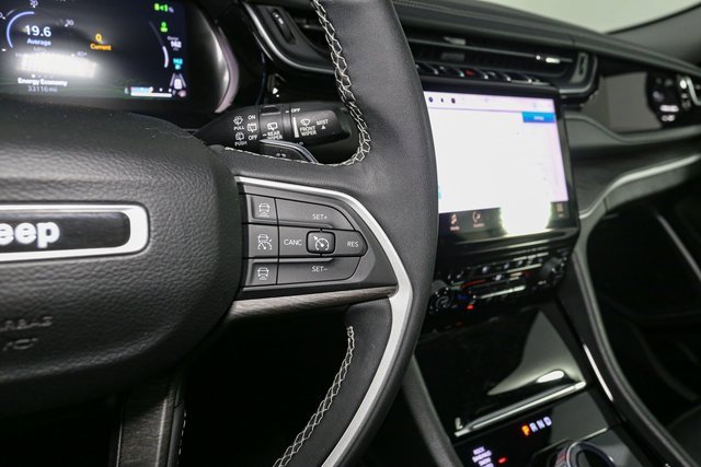 Used 2022 Jeep Grand Cherokee Limited 4xe w/ Luxury Tech Group II image 38