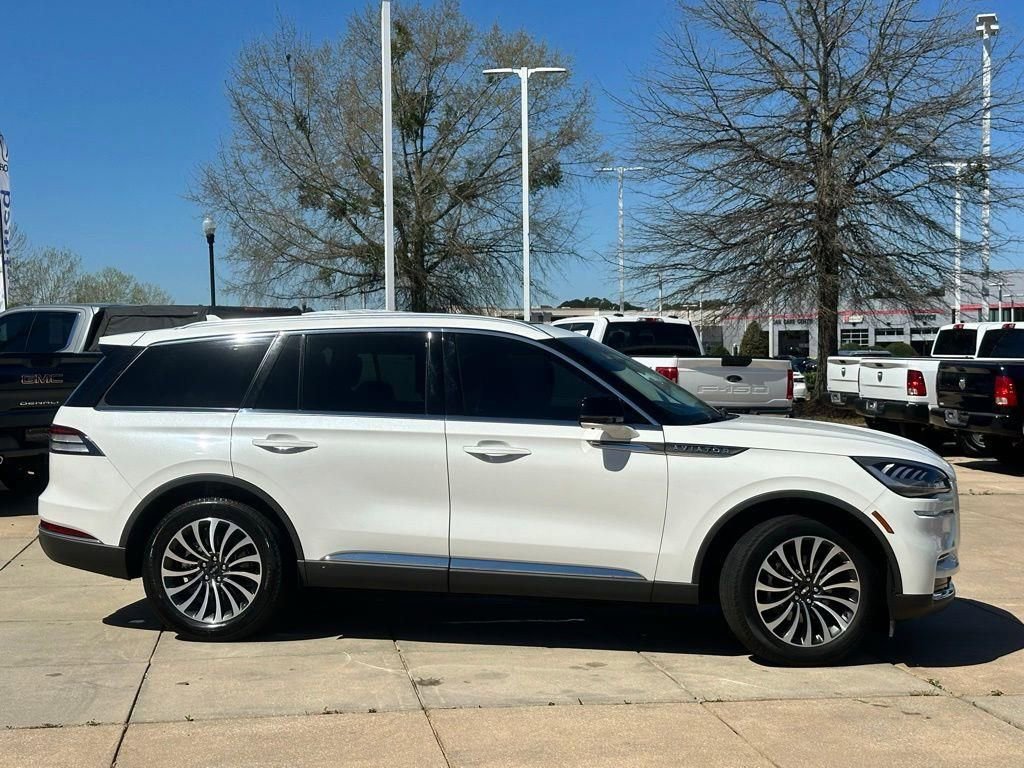 Used 2023 Lincoln Aviator Reserve image 5