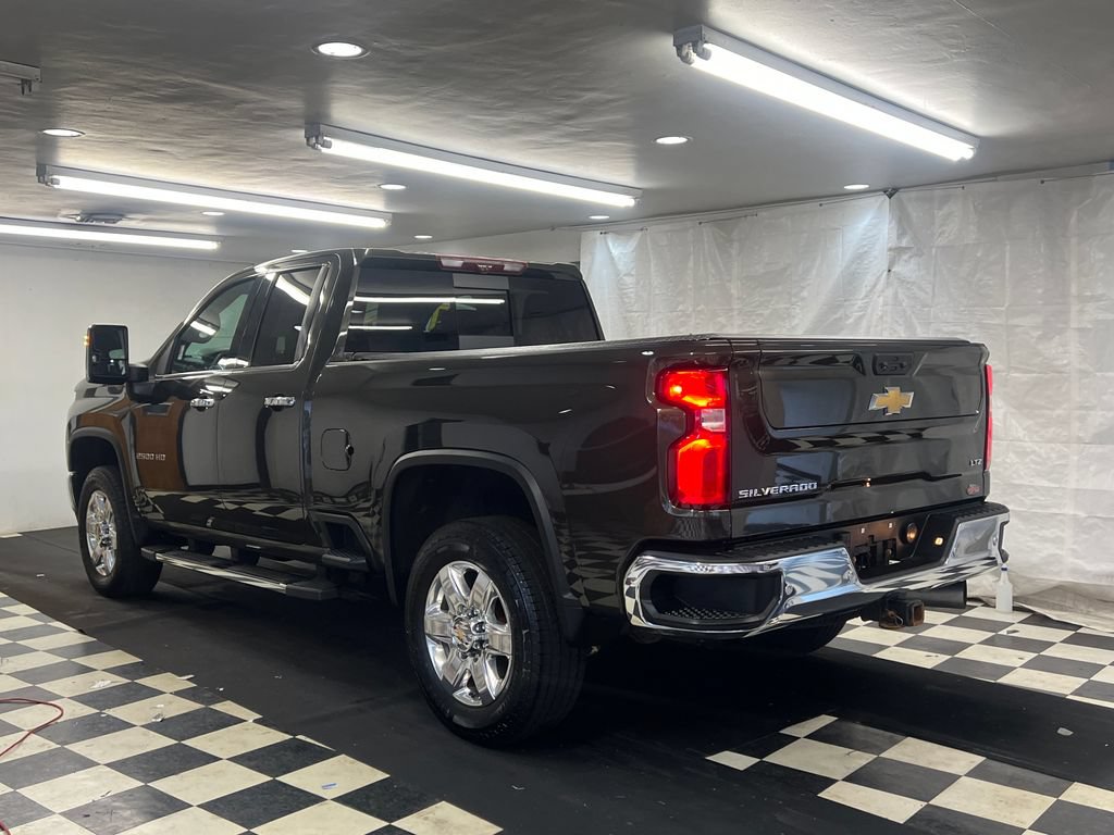 Used 2022 Chevrolet Silverado 2500 LTZ AWD/4WD image 14