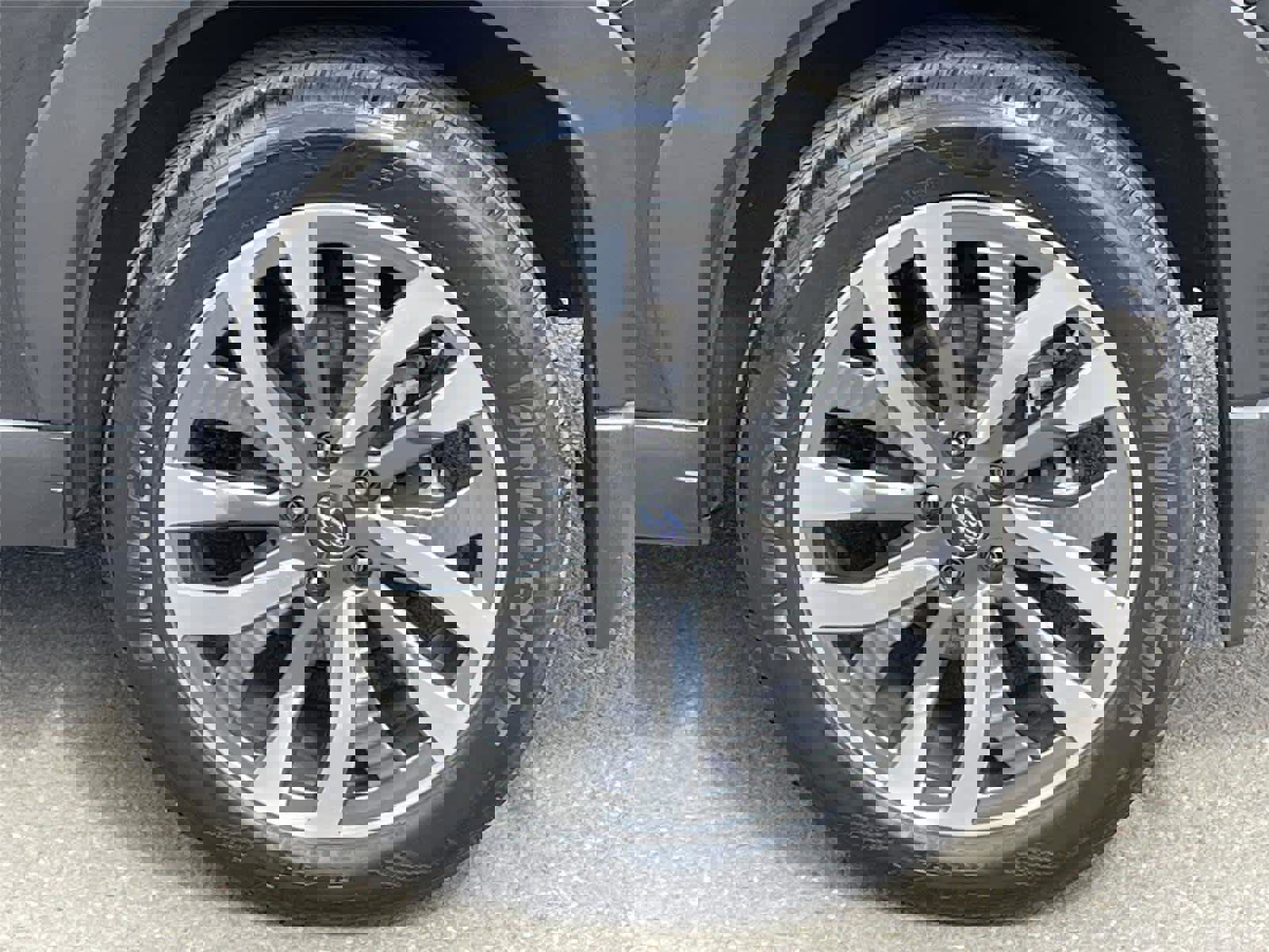 Used 2025 Subaru Forester Touring image 11