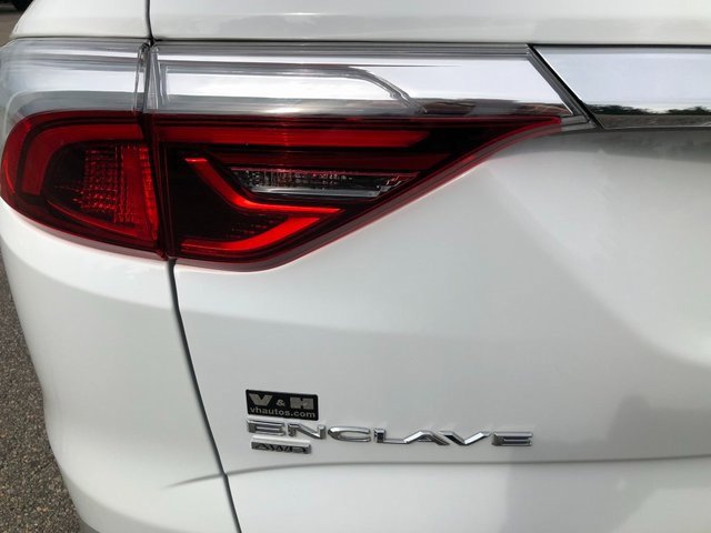 Used 2024 Buick Enclave Premium image 4