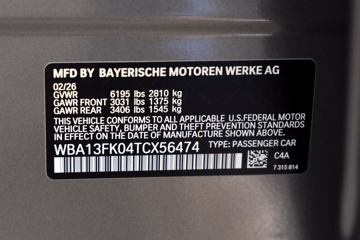 Certified 2026 BMW 550e xDrive w/ Premium Package AWD/4WD image 38