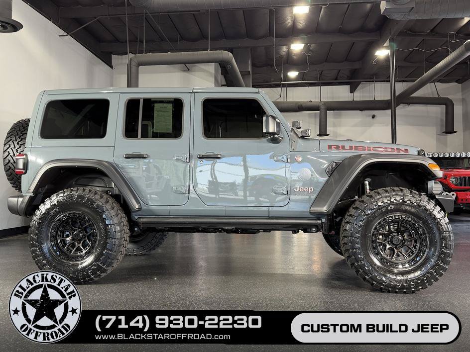 Used 2025 Jeep Wrangler Unlimited Rubicon w/ Safety Group AWD/4WD image 1
