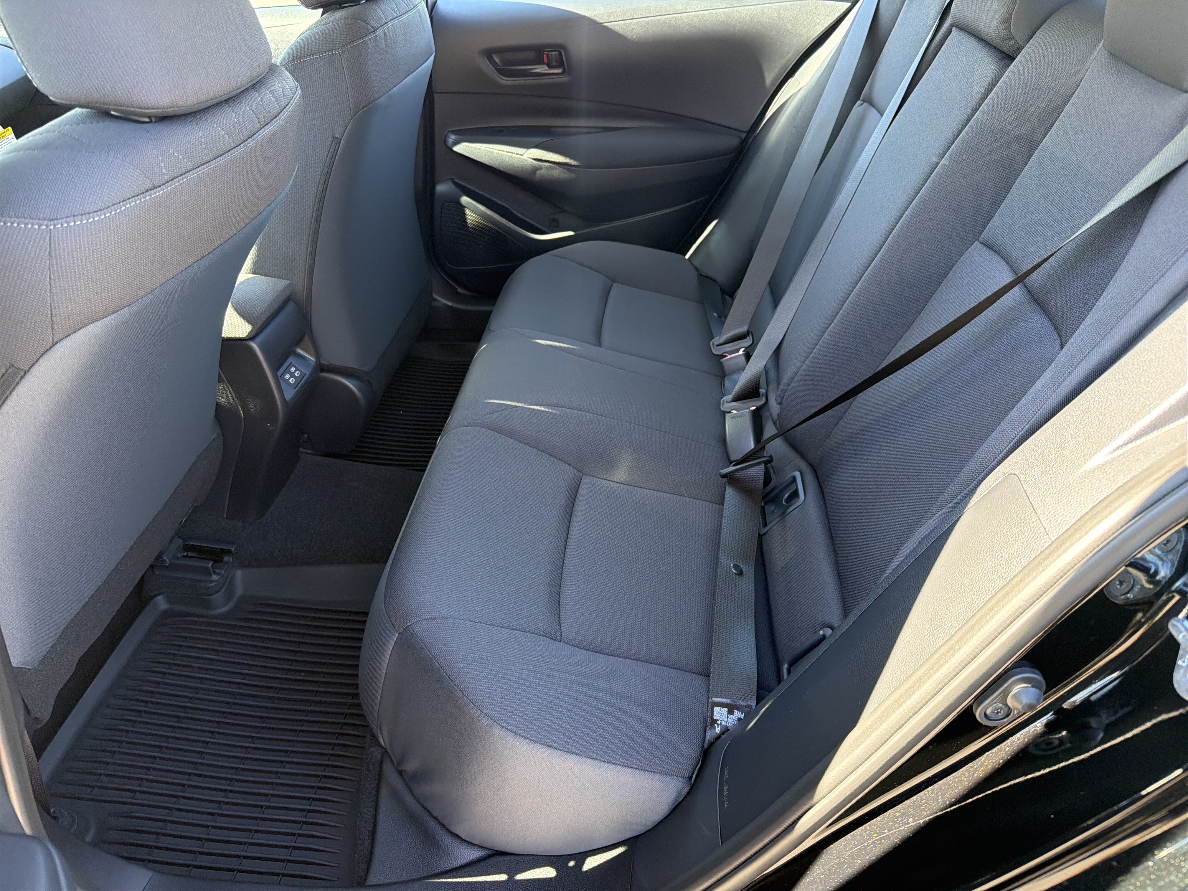New 2027 Toyota Corolla LE FWD image 19