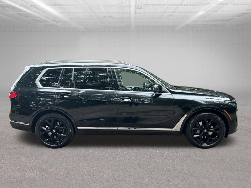 Used 2024 BMW X7 xDrive40i AWD/4WD image 6