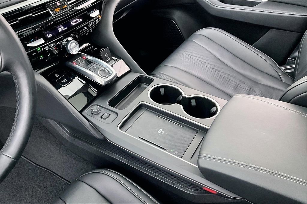 Certified 2026 Acura MDX w/ Technology Package image 17