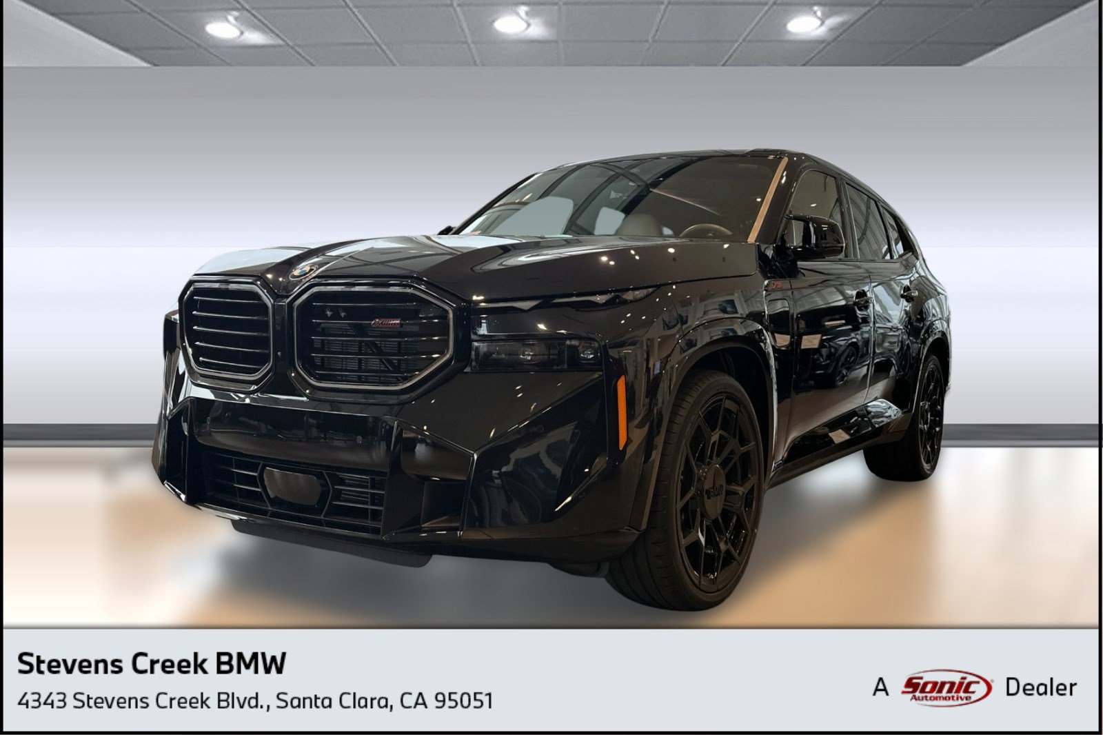 Used 2026 BMW XM Label Red AWD/4WD image 1