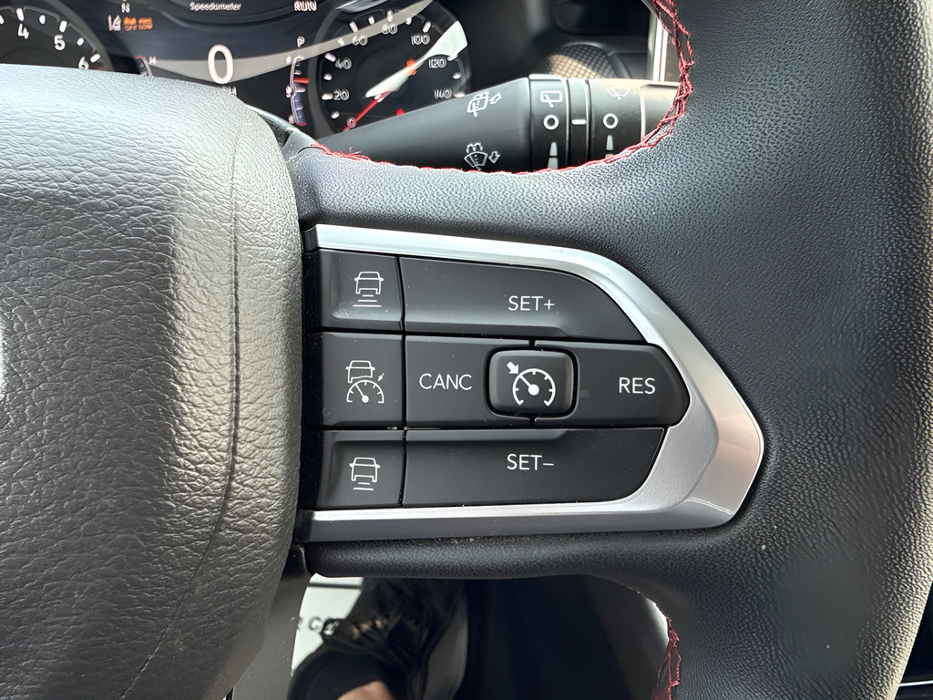 Used 2023 Jeep Compass Trailhawk AWD/4WD image 19