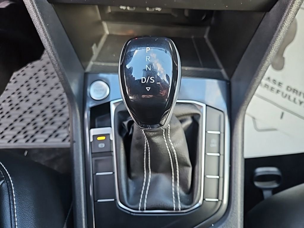 Used 2024 Volkswagen Tiguan SE image 24