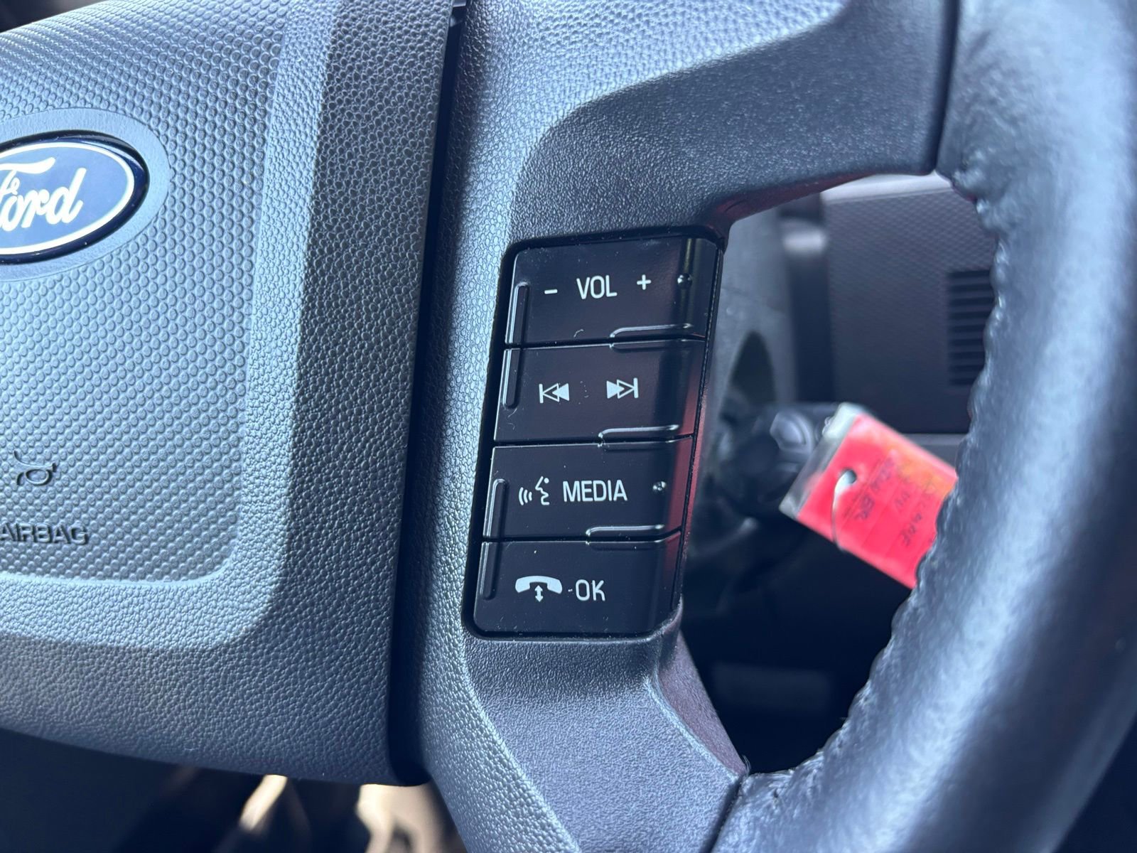 Used 2011 Ford Escape Limited FWD image 24