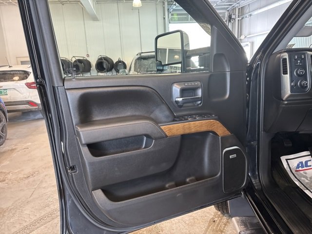 Used 2017 Chevrolet Silverado 3500 LTZ w/ Duramax Plus Package image 10
