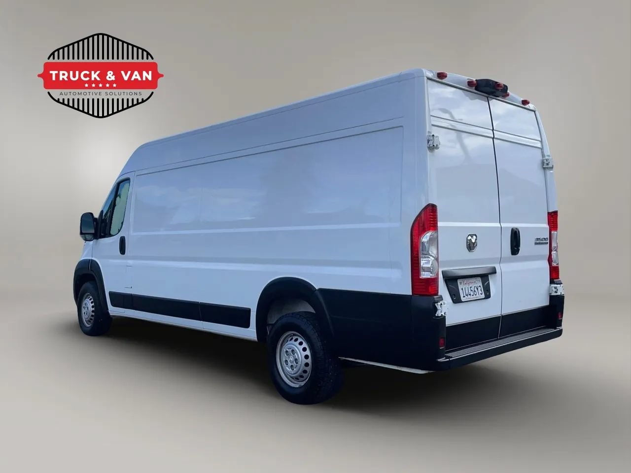 Used 2025 RAM ProMaster 3500 w/ Convenience Group FWD image 4