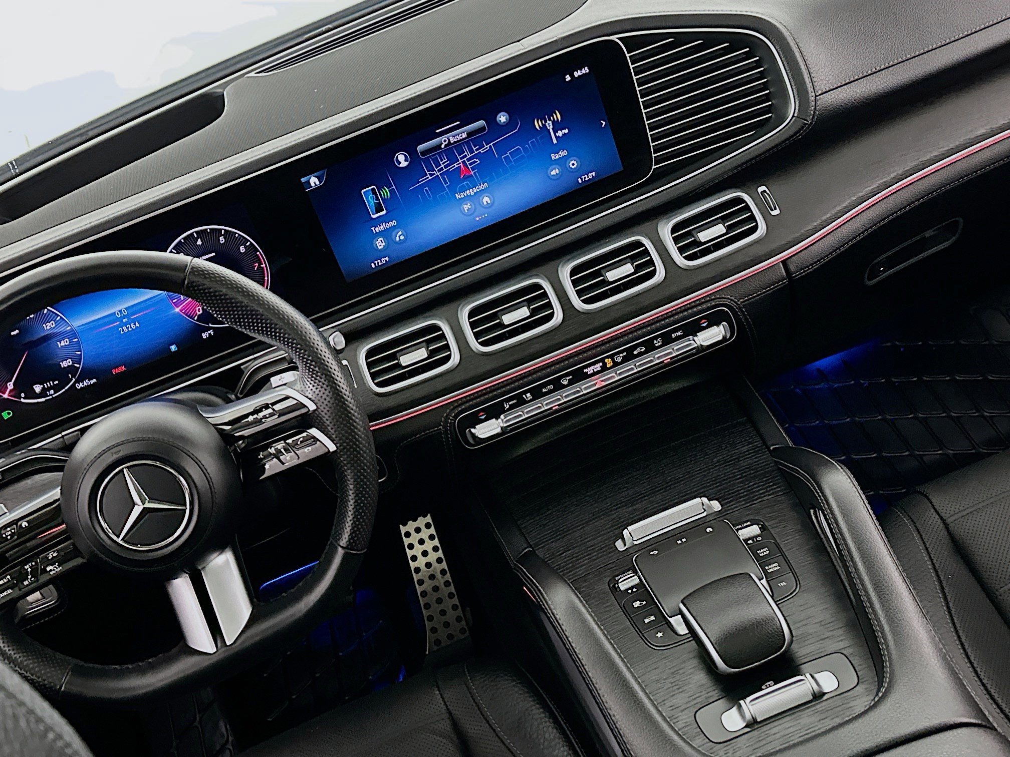 Used 2024 Mercedes-Benz GLS 580 4MATIC image 23