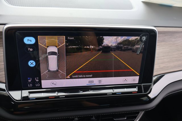 New 2026 Volkswagen Atlas SEL Premium R-Line image 25