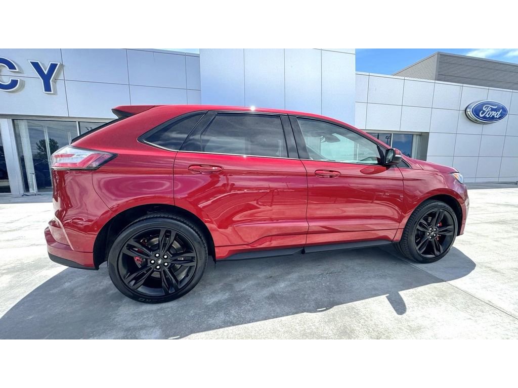 Used 2024 Ford Edge ST w/ Equipment Group 401A AWD/4WD image 8