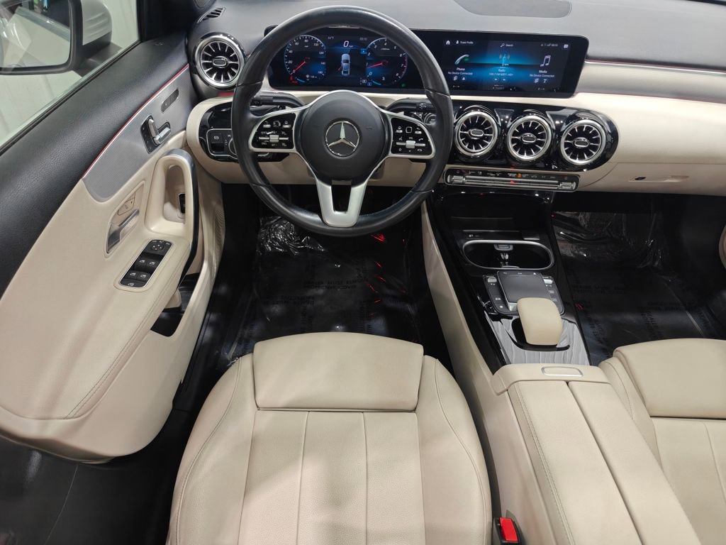 Used 2022 Mercedes-Benz A 220 image 4