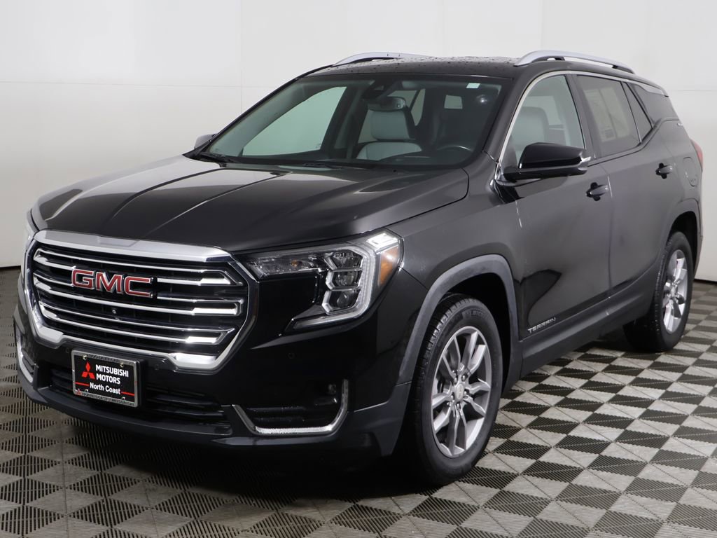 Used 2022 GMC Terrain SLT w/ Infotainment Package II image 11