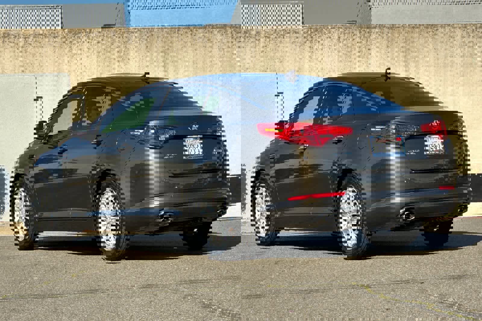 Used 2013 Kia Optima EX w/ Premium Pkg image 7