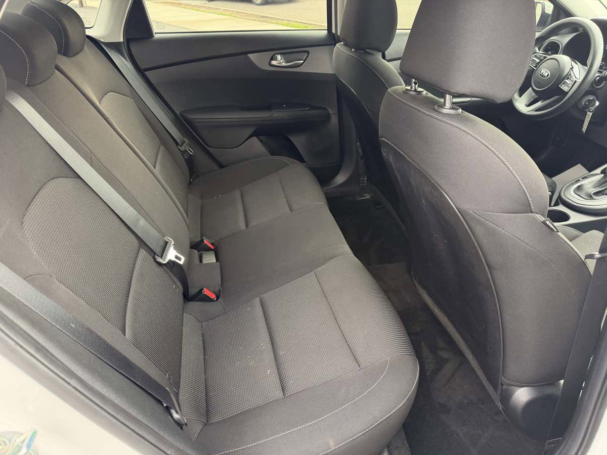 Used 2019 Kia Forte LXS FWD image 16