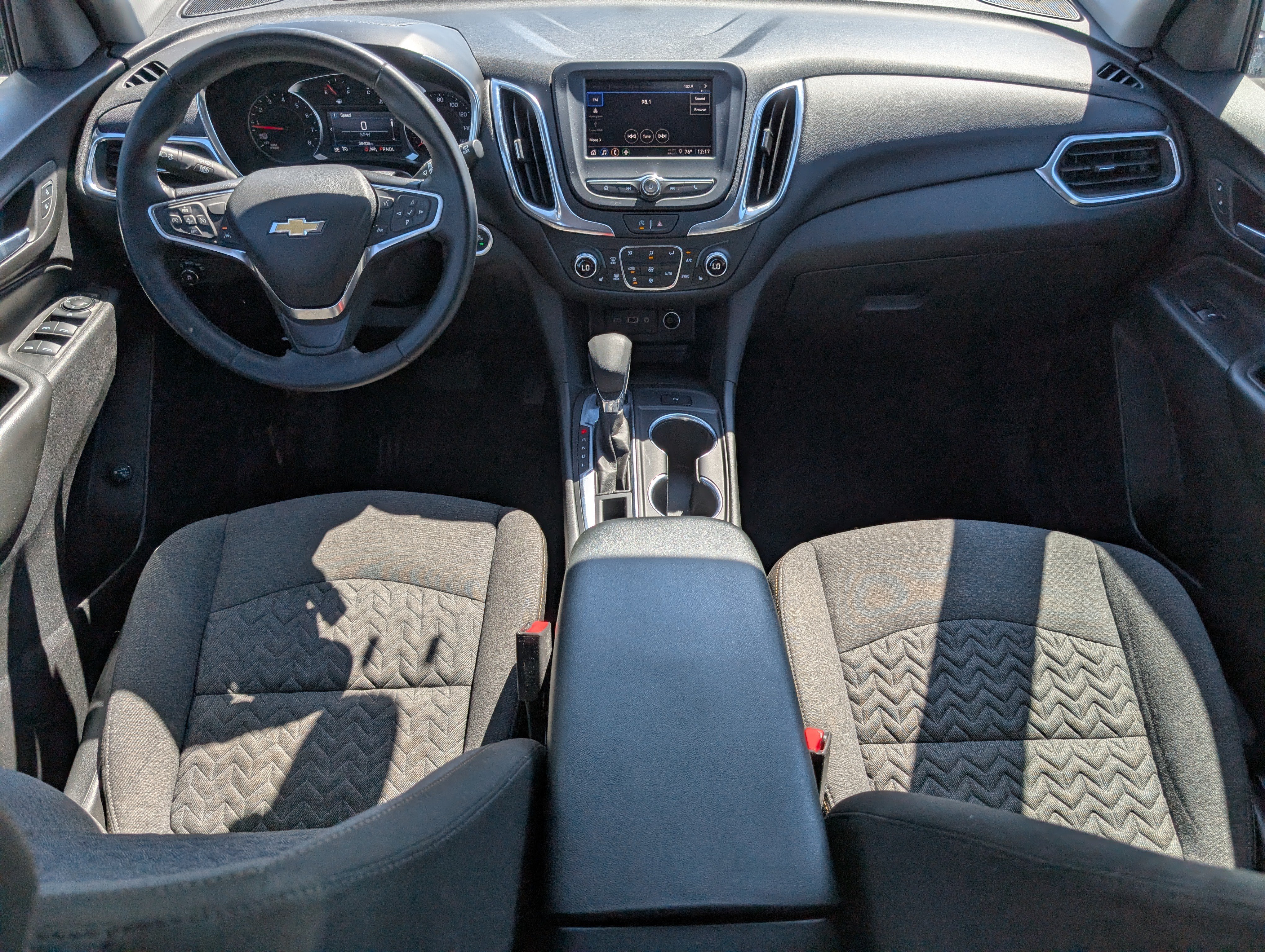 Used 2024 Chevrolet Equinox LT AWD/4WD image 5