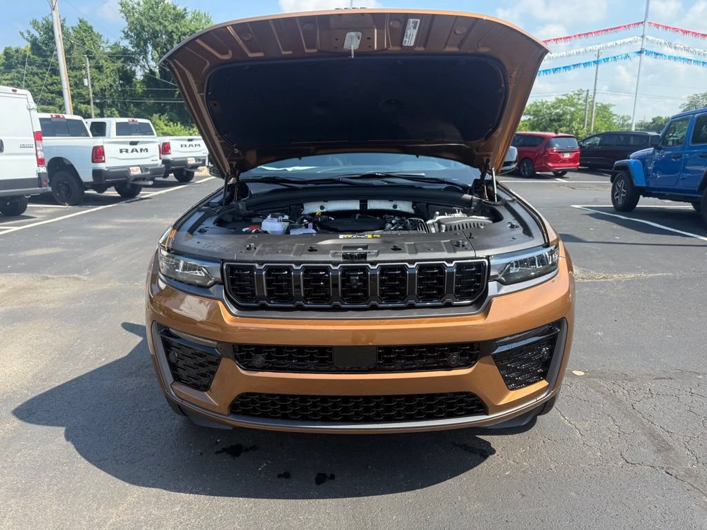 New 2026 Jeep Grand Cherokee L Limited AWD/4WD image 62