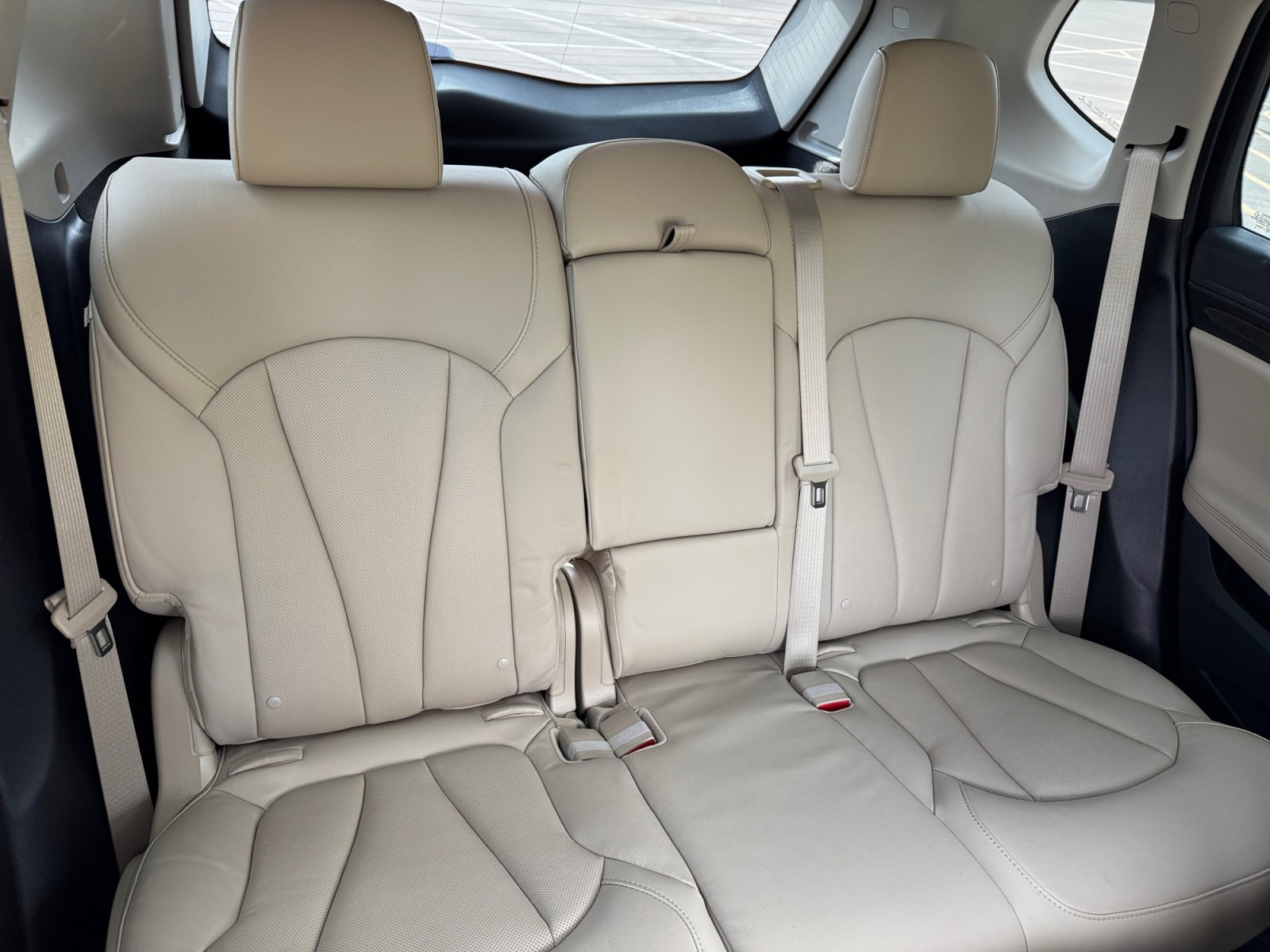 Used 2019 Buick Envision Premium w/ Driver Confidence Package image 18