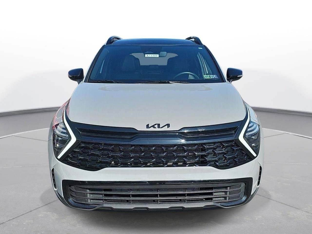 Used 2025 Kia Sportage X-Line w/ Premium Package image 2
