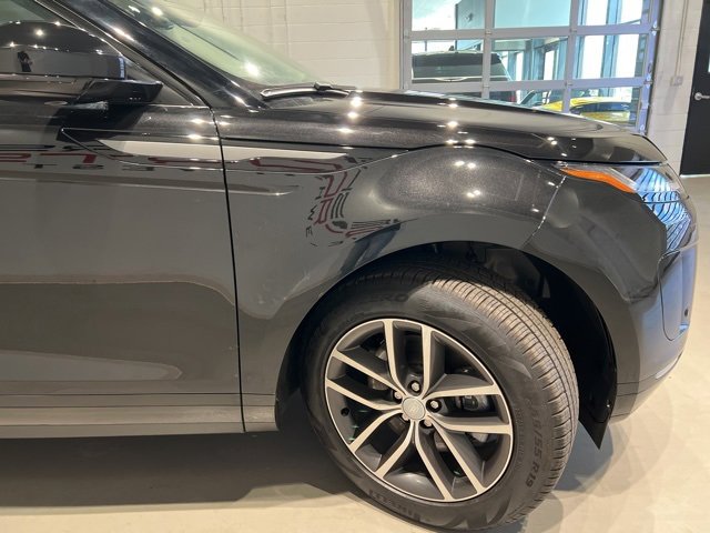 Used 2025 Land Rover Range Rover Evoque S image 4