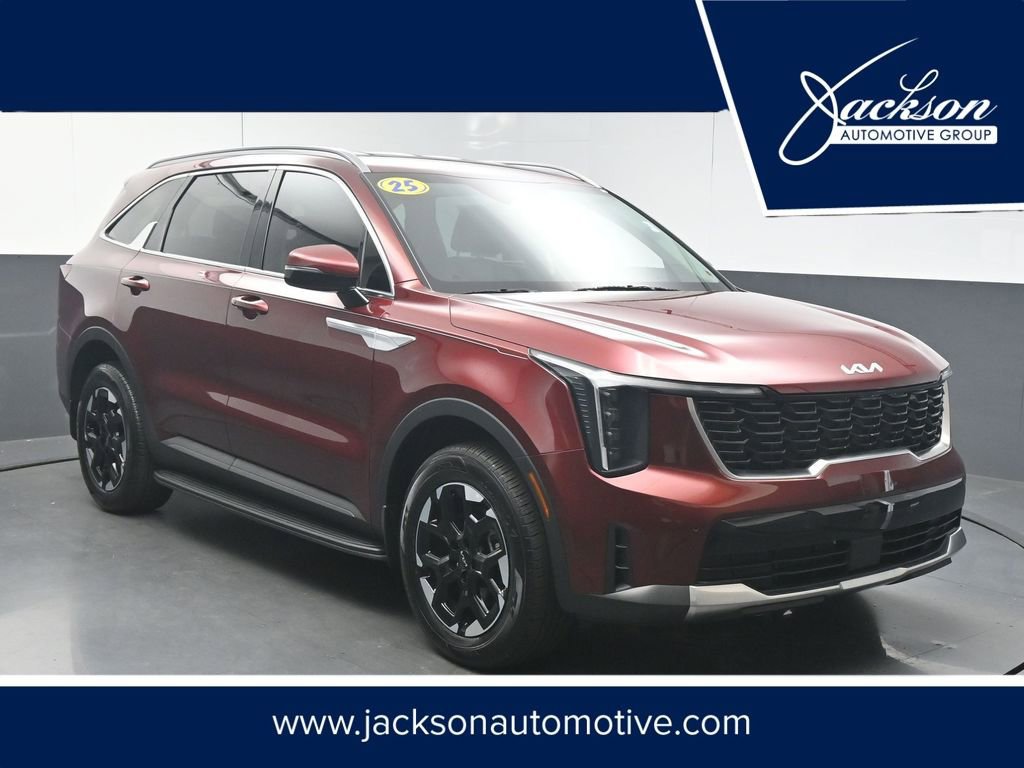 Used 2025 Kia Sorento S