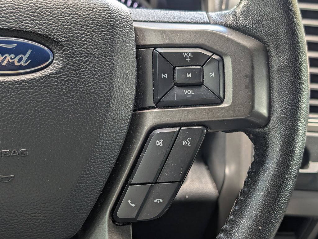 Used 2020 Ford Expedition Max XLT image 27