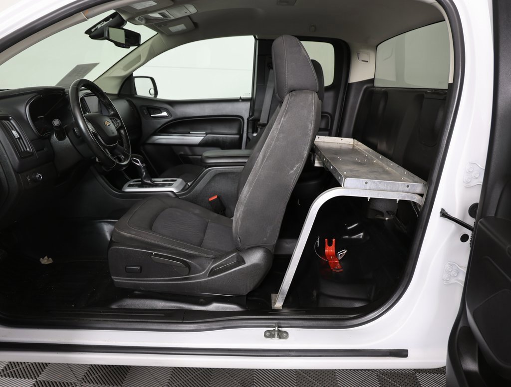 Certified 2022 Chevrolet Colorado LT w/ Fleet Safety Package image 9