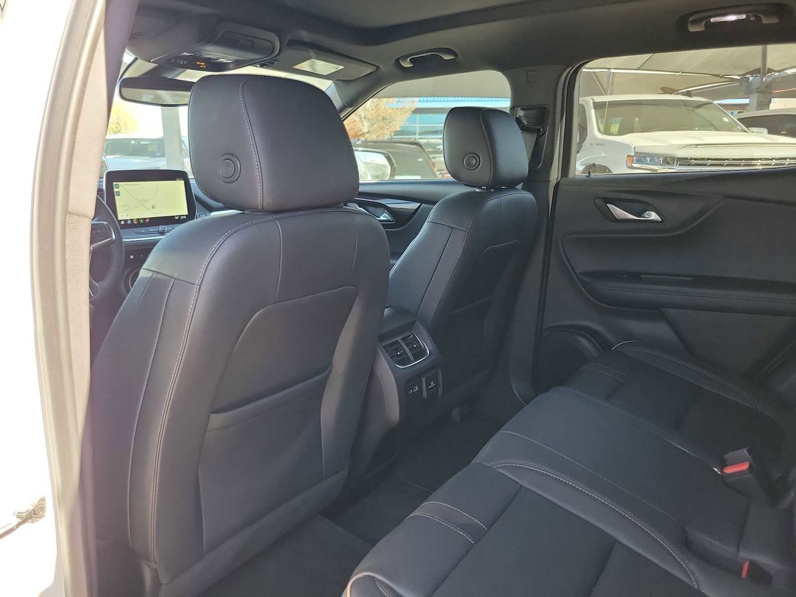 Used 2024 Chevrolet Blazer Premier w/ Enhanced Convenience Package image 12