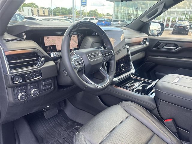 Certified 2026 GMC Yukon XL Denali w/ Denali Reserve Package AWD/4WD image 10