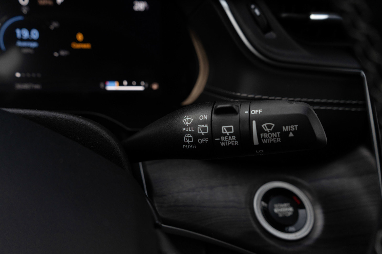 Used 2022 Jeep Grand Cherokee Limited image 24