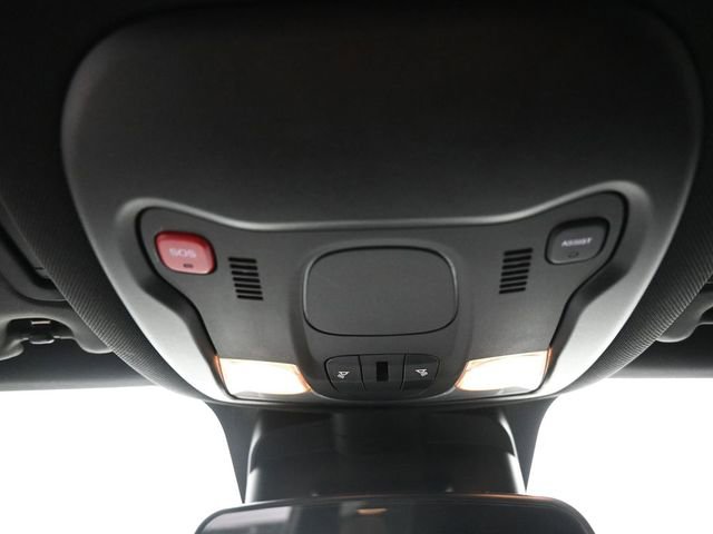 Used 2021 Jeep Renegade Latitude image 31