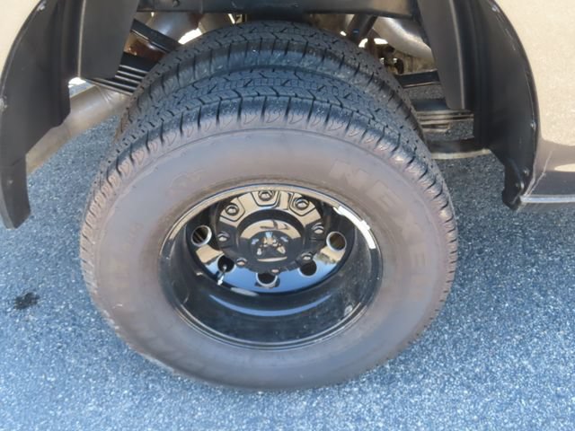 New 2026 RAM 3500 Big Horn AWD/4WD image 14